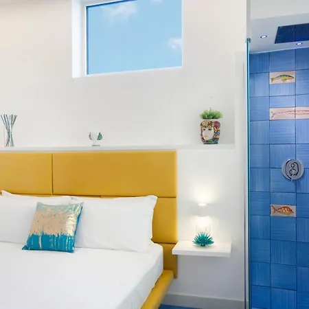 Vivaldo Fuoro Partenope - Boutique In The Heart Of * Sorrento