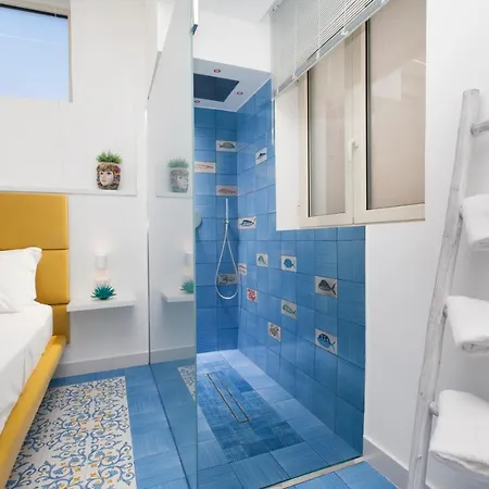 Апартаменти Vivaldo Fuoro Partenope - Boutique In The Heart Of *