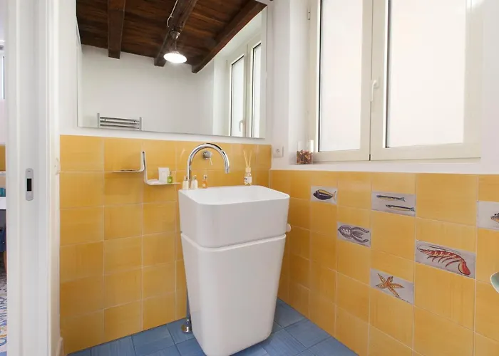 Vivaldo Suite Fuoro Partenope - Boutique Apartment In The Heart Of Sorrento * Sorrento