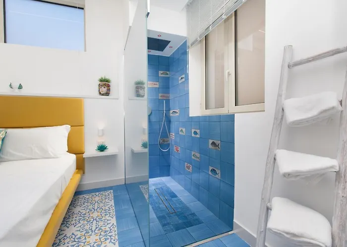 Apartment Vivaldo Suite Fuoro Partenope - Boutique Apartment In The Heart Of Sorrento *