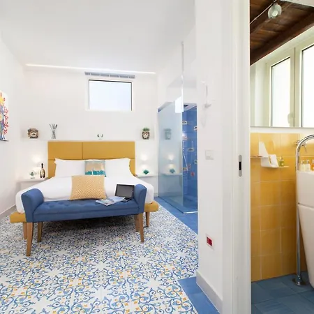 Daire Vivaldo Fuoro Partenope - Boutique In The Heart Of *